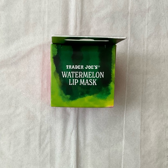 LIMITED EDITION BRAND NEW TRADER JOES WATERMELON LIP MASK 🍉💄🌞 - Picture 6 of 6